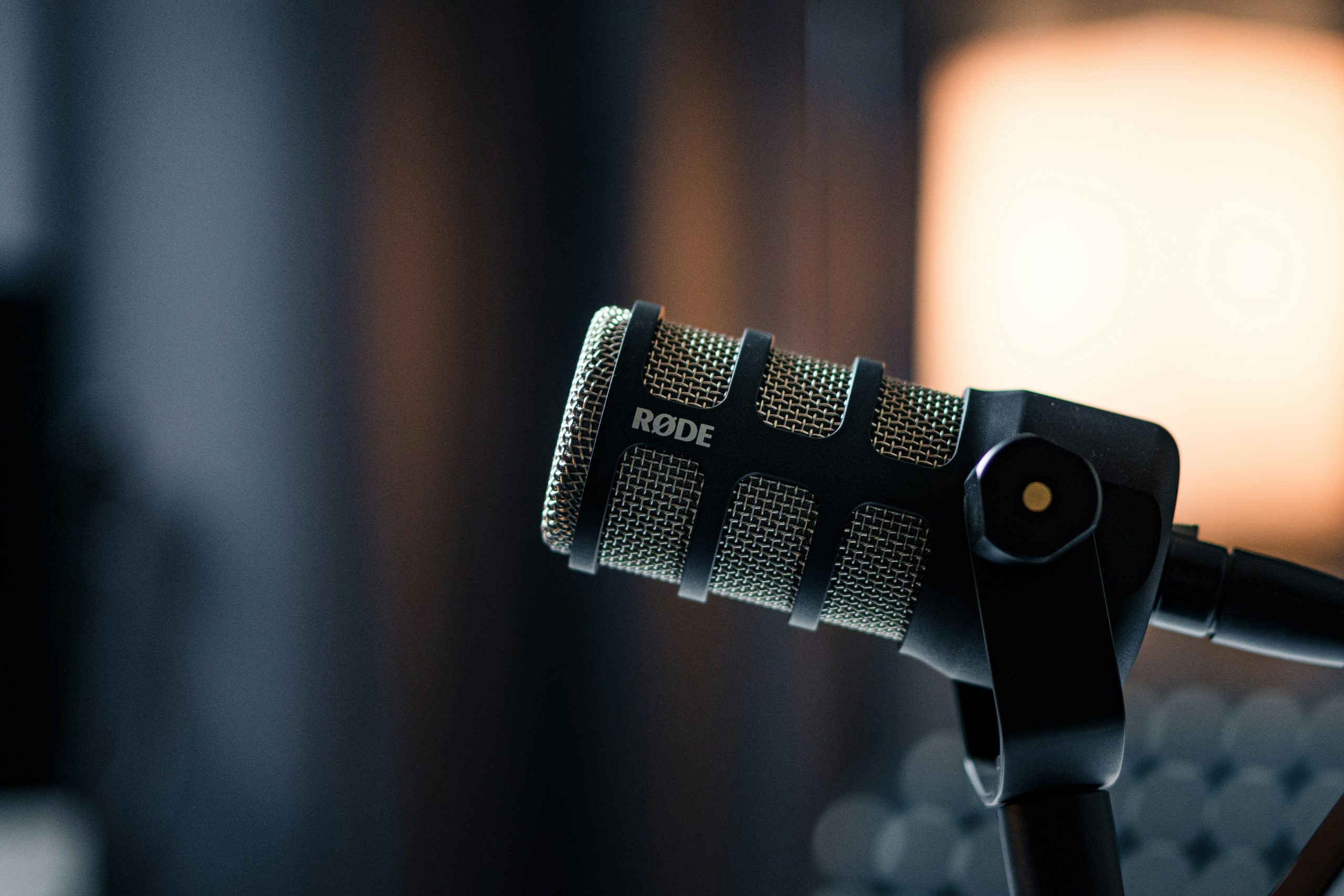 Przyszłość Dźwięku: Studio Lektorskie w Erze Cyfryzacji